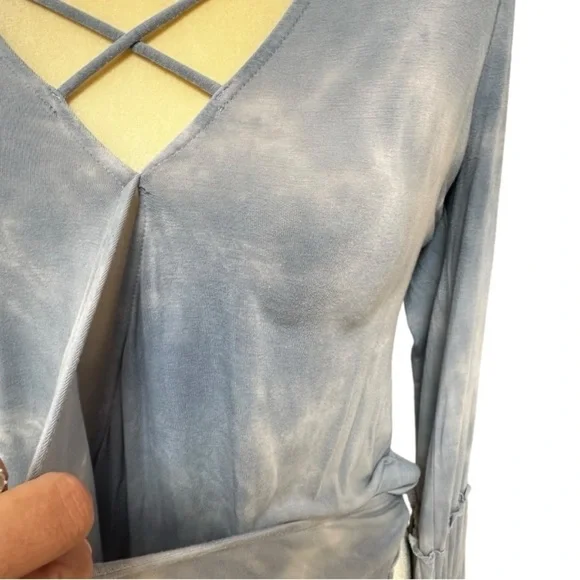 American Eagle Soft Sexy Tie Dye Bell Sleeve Crossover Top Blue Gray - Picture 5 of 14